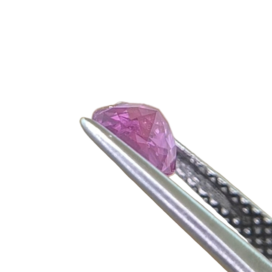 Natural Pink Sapphire Oval Shape 1.13 Carat -  Pearl Island Gem